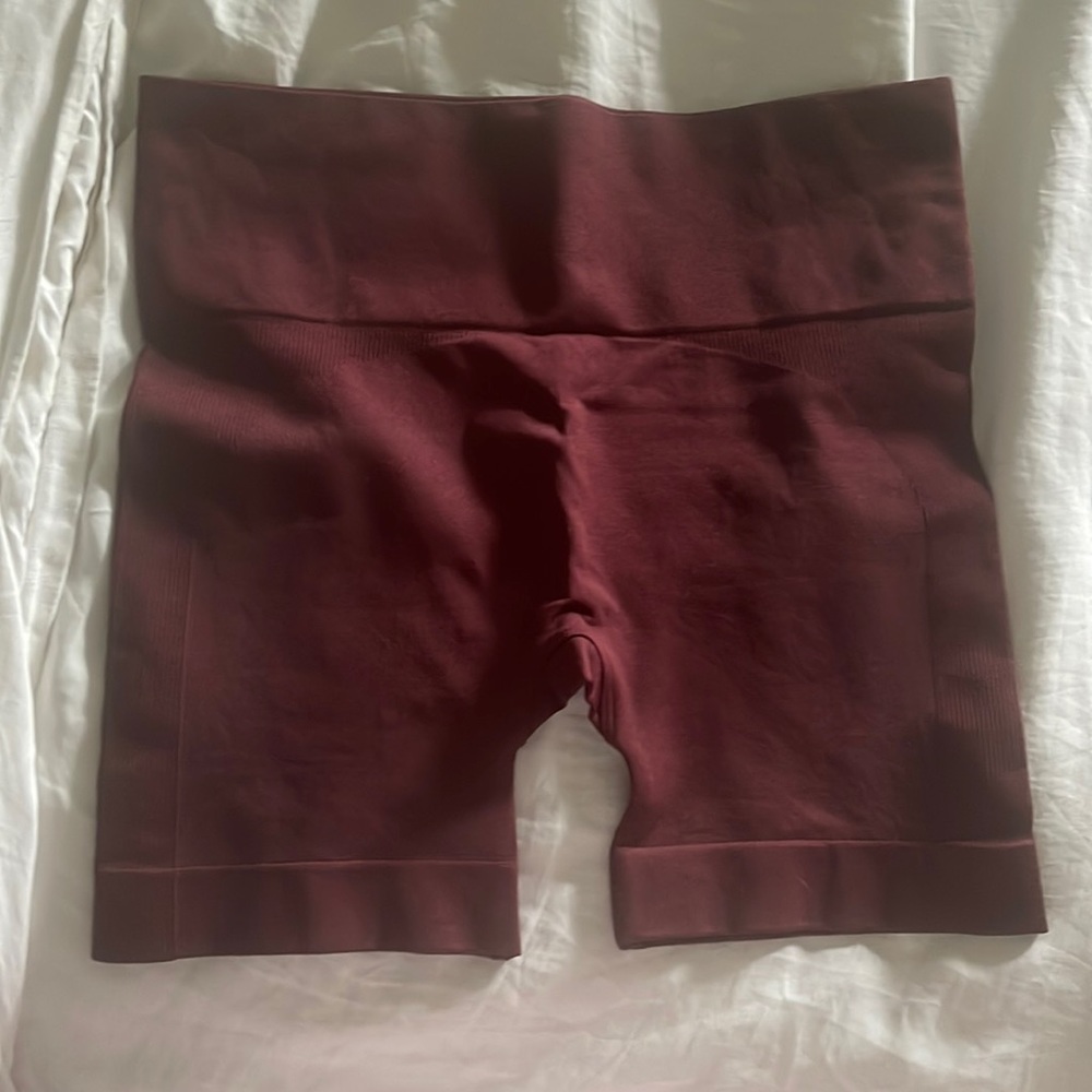 Set active Shorts